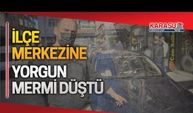 Karasu’da ilçe merkezine yorgun mermi düştü