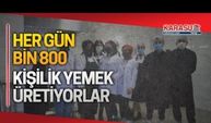 Öğrenciler her gün bin 800 kişiye yemek üretiyor