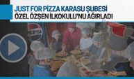 Just For Pizza Karasu Şubesi, Özel Özşen İlkokulu’nu ağırladı