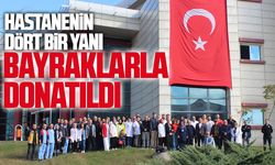 Cumhuriyetin ilanının 101.yılı Karasu Devlet Hastanesi’nde kutlandı