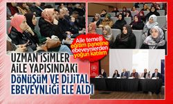 Karasu’da “aile, gençlik ve eğitim” paneli yoğun ilgi gördü