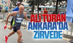 Anadolu Ajansı’nın 106. yılı koşusunda 65-69 yaş kategorisinde birincilik Ali Turan’ın