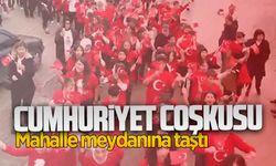 Adatepe’de Cumhuriyet coşkusu mahalle meydanına taştı