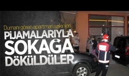 Dumanı gören, pijamalarıyla sokağa döküldü