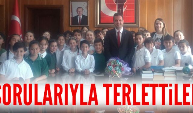 Sorularıyla Gürçam’ı terlettiler