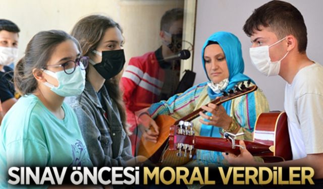 Sınav öncesi moral verdiler