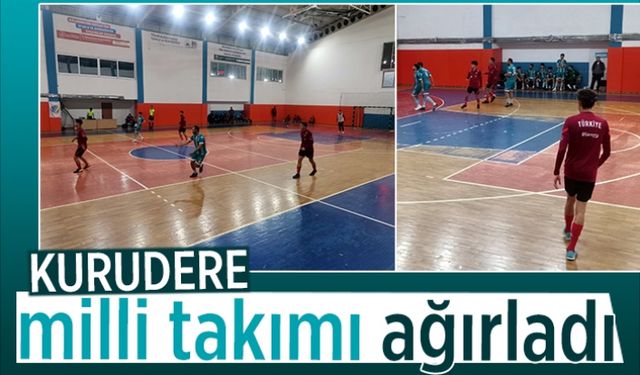 Kurudere milli takımı ağırladı