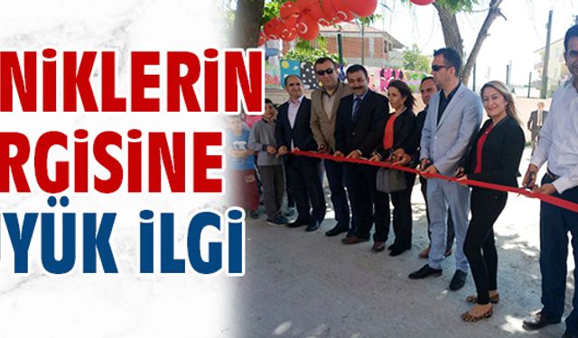 Miniklerin sergisine büyük ilgi