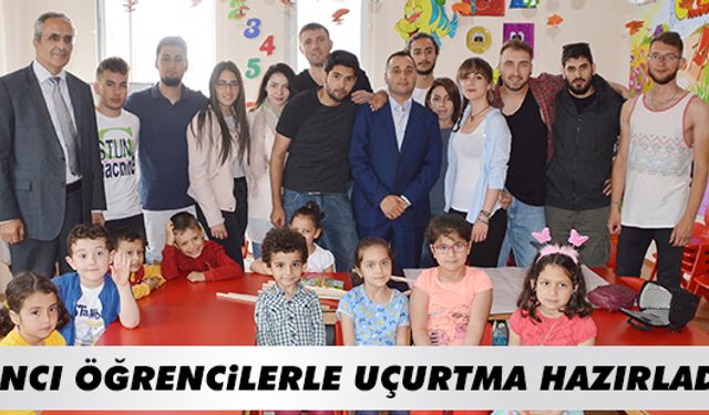 Yabancı öğrencilerle uçurtma hazırladılar