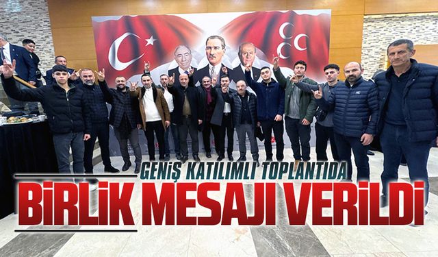 Bir ve Birlikte Hilal’e Doğru Türkiye toplantısına MHP Karasu Teşkilatı da katıldı