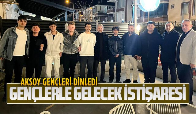 Saadet Partisi İlçe Başkanı Murat Ali Aksoy, gençleri dinledi