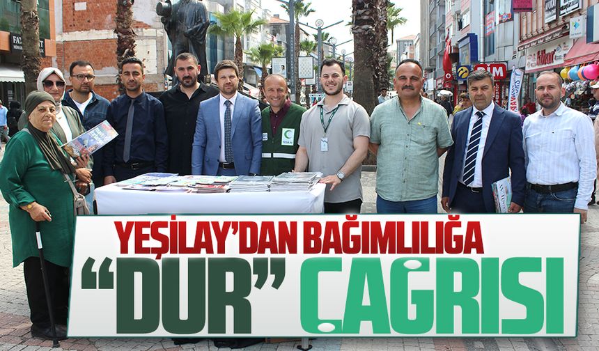 Yeşilay’dan Karasu’da farkındalık standı