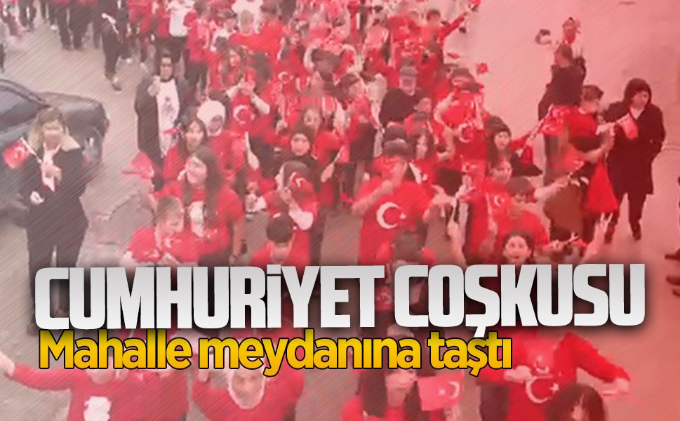 Adatepe’de Cumhuriyet coşkusu mahalle meydanına taştı