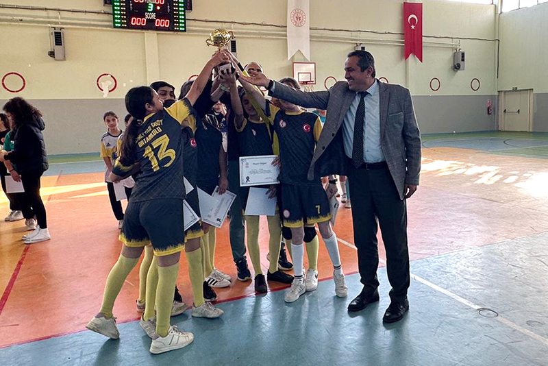 Spor Salonu Futsal F4