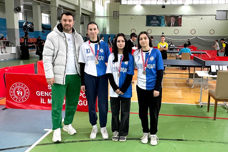 Okul Sporları Masa Tenisi Turnuvası Sona Erdi F4