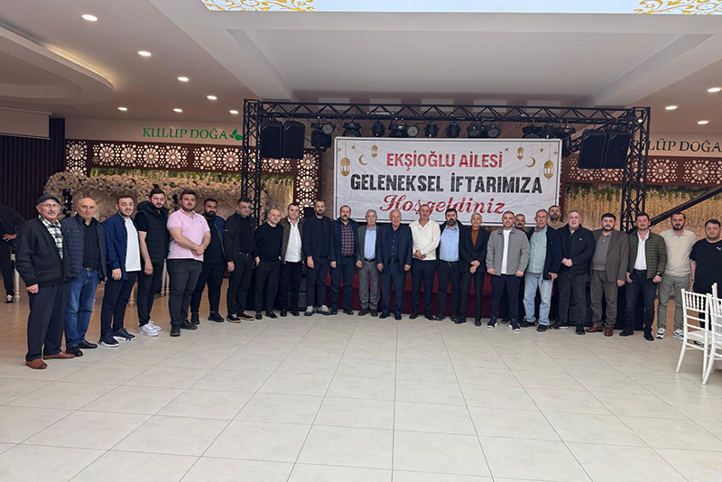 Ekşioğlu Ailesi Iftar F8