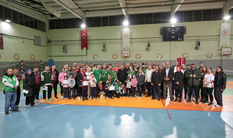 Karasu Belediyesi Voleybol Turnuvası Sona Erdi F2