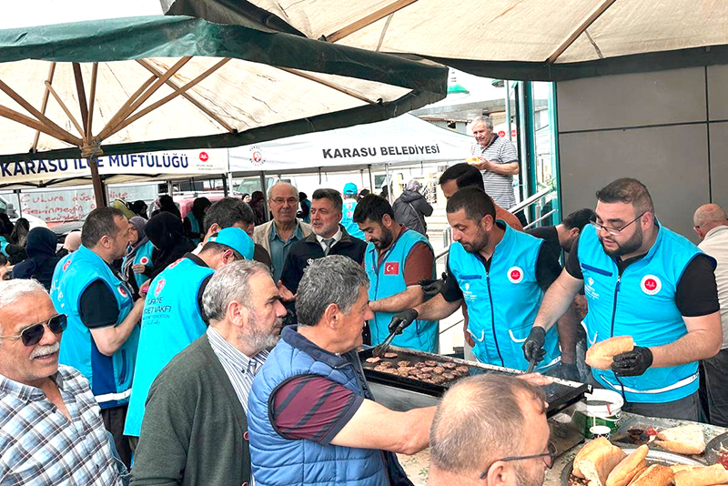 Karasu Yatılı Kuran Kursu Yararına Kermes F1
