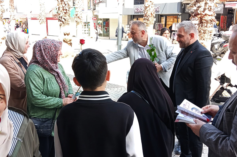 Saadet Partisi Karasu Ilçe Teşkilatı Anneler Günü F7