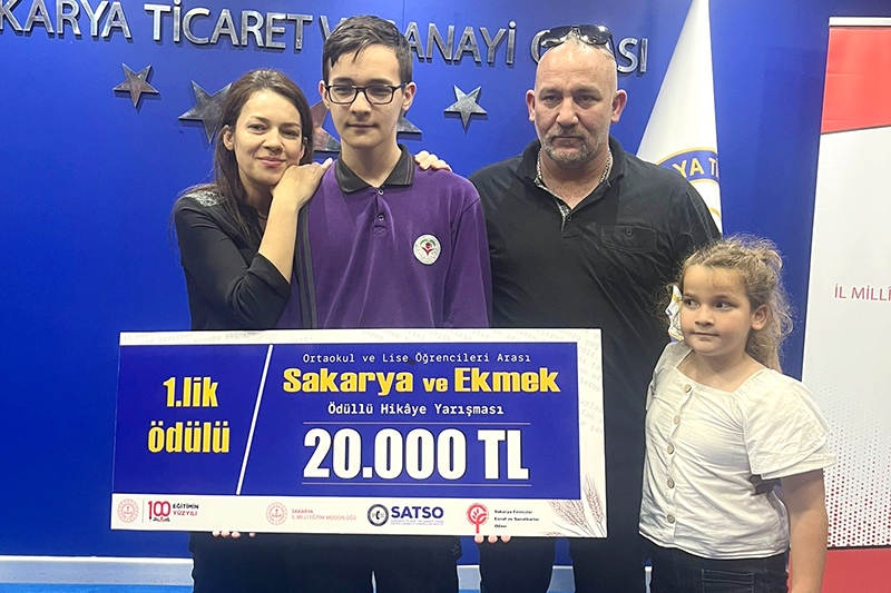 Satso Sakarya Ve Ekmek Temalı Kompozisyon Yarışması Muhammet Ali Kaya Birinci F1