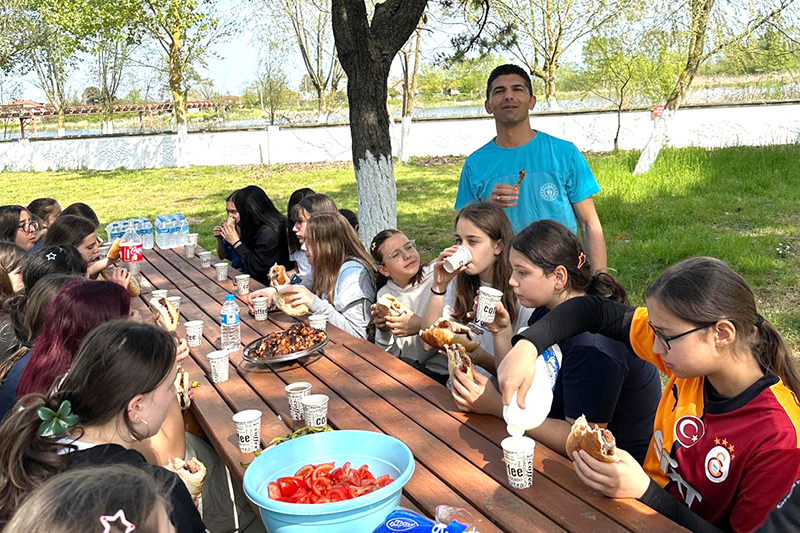 Sezi Eratik Moral Yemeği F2