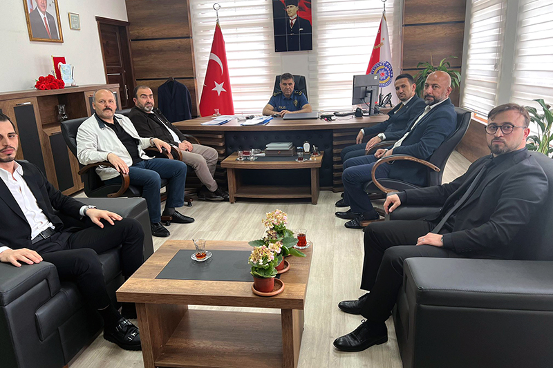 Yrp Hakkı Iskender Protokol Ziyareti F4