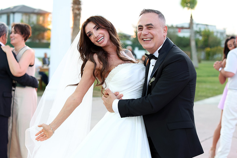 Devrim Ersöz Ayten Akardaş 3.Jpg F2