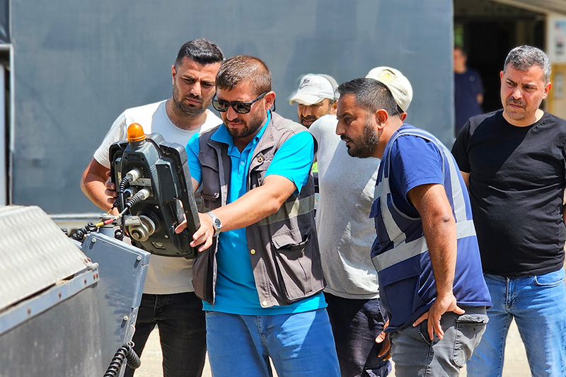 Istiklal Caddesi Asfalt Serimi Öncesi Çalışma F7