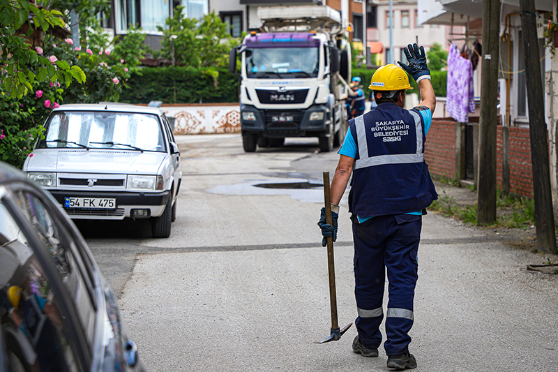 Saski Büyükşehir Ekipleri Bayramda Sahadaydı F3