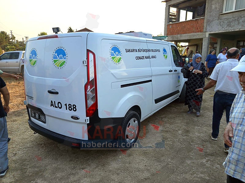 Karasu Mahallesi Yanyana Cenaze F (3)