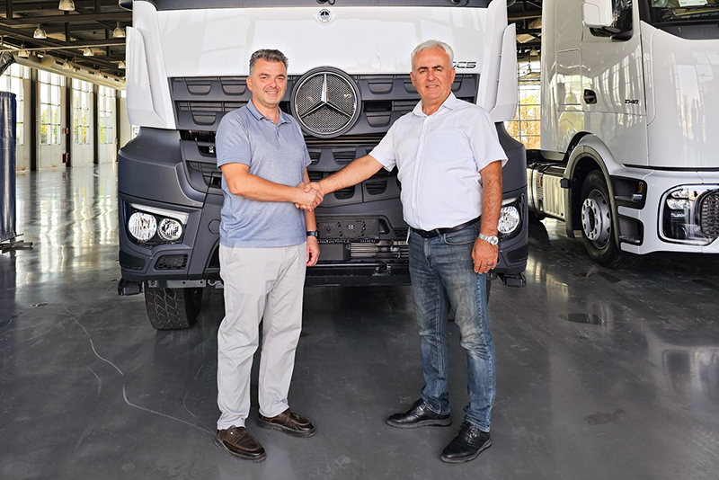 548915340 1254993609994583 6597478187626004358 N