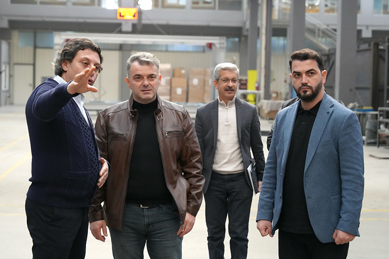 573805066 18539873746059325 2848684993530278108 N-1