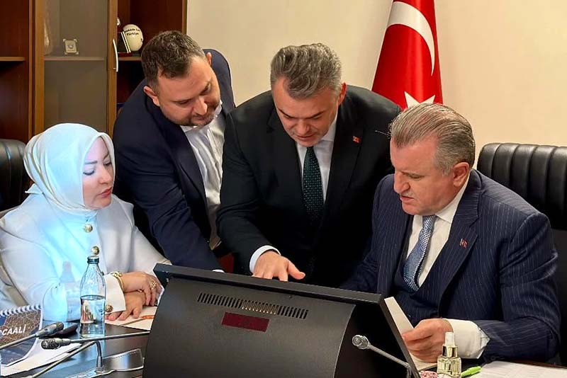 582476398 18083432564090733 8892466024781922586 N