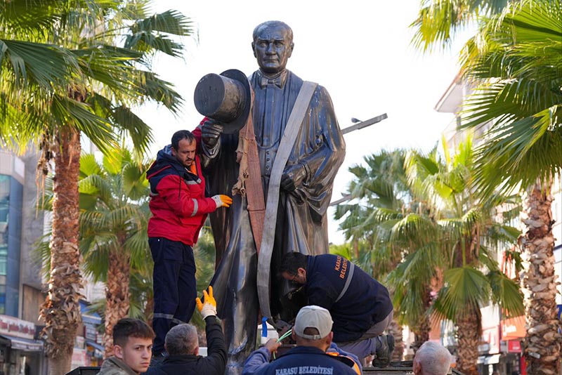 587556811 18543686236059325 4457552823966074676 N