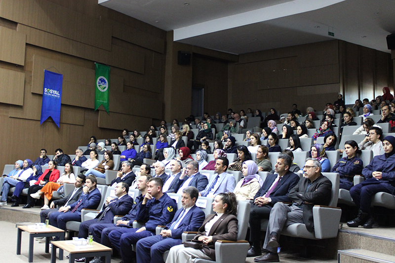 I M G 20251105 W A0023