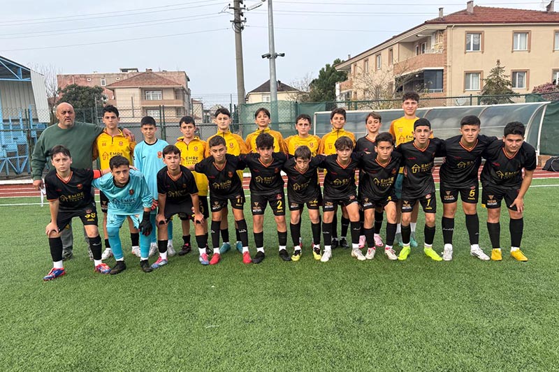 U 14 Farklı Kazandı