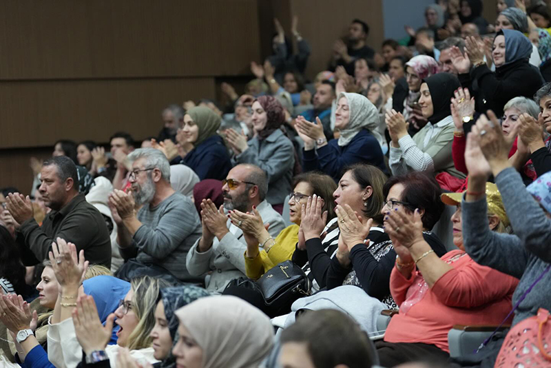 592388811 18544924453059325 2906329375796422930 N