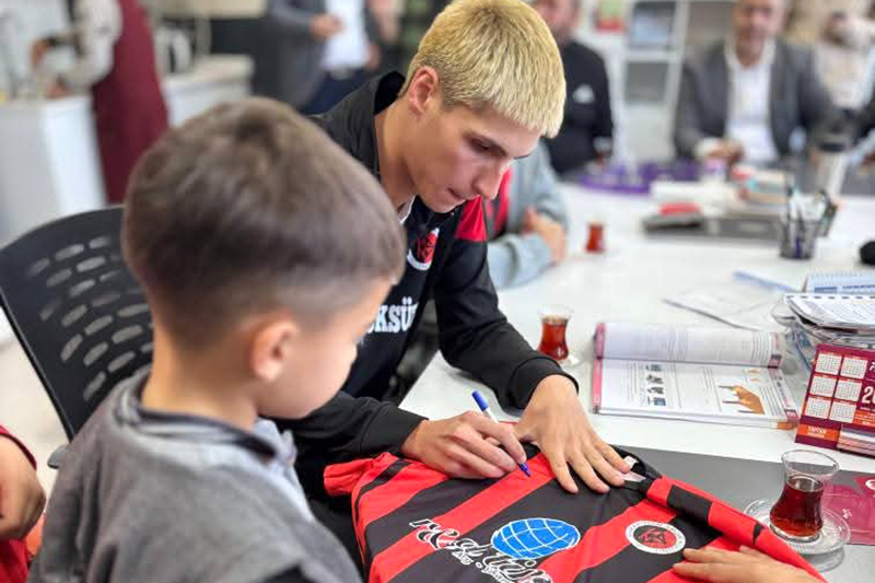 I M G 20251205 W A0011-3