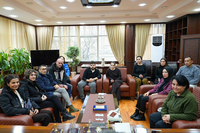 621877455 1366524205508189 2089868540905779173 N