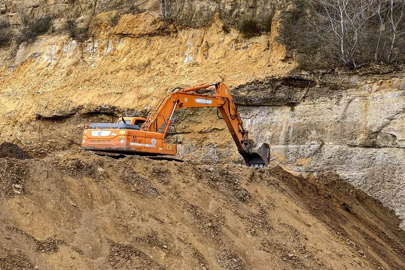 649388363 1414698660690743 1470329552160976778 N