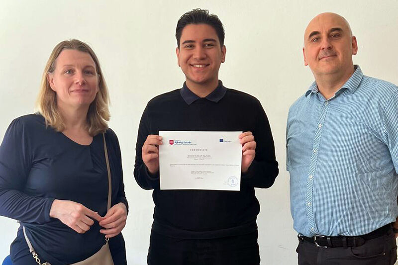 Karasu Şehit Üsteğmen Ibrahim Abanoz Anadolu Lisesi Budapeştede Erasmus 18-1