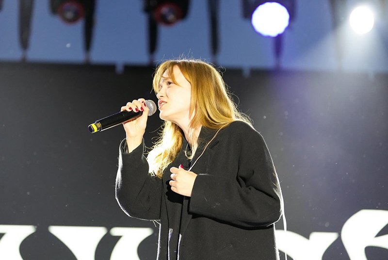 658779993 18581490145059325 8154606002436975674 N