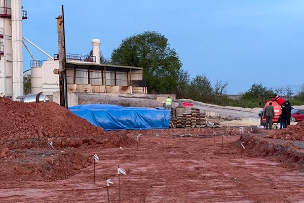 684825697 18099323366090733 4614809163282832706 N