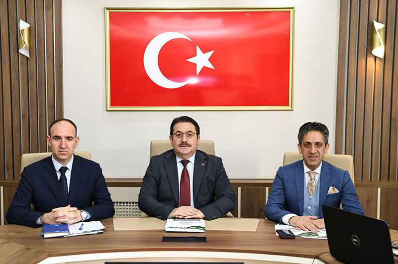 Furkan Enşici Il Milli Eğitim Toplantı F 02