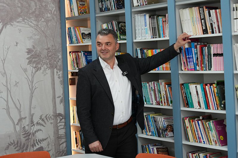 H Gb C V S O Xs A A F Uz Z