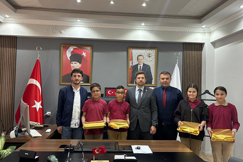 Karasu Şehit Oktay Demirci Ortaokulu Türkiye Finallerine Gidiyor Peybamber Efendimizin Hayatı Yarışması 9