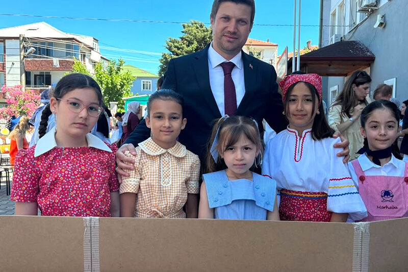 👗✨ Maarifin Kalbinde Marifetli Gençlik Sahnedeyditürkiye Yüzyılı Maarif Modeli’nin Ortaya Koydu