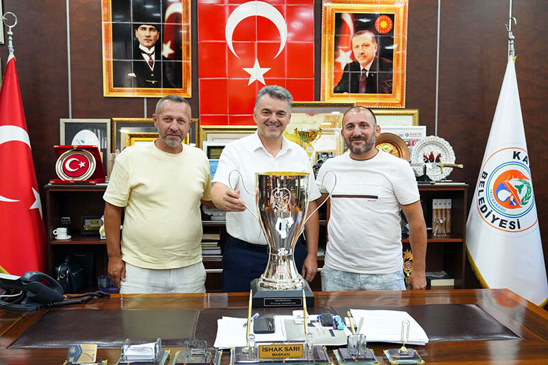 Karasu 1933 Spor Kulübü Belediye Başkanı Ishak Sarı Ziyareti 5