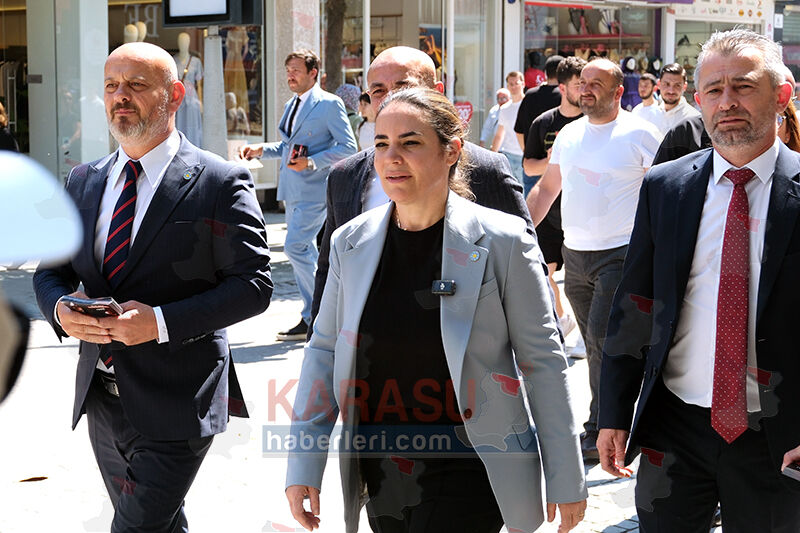 Ayyüce Türkeş & Hasan Sarıoğlu