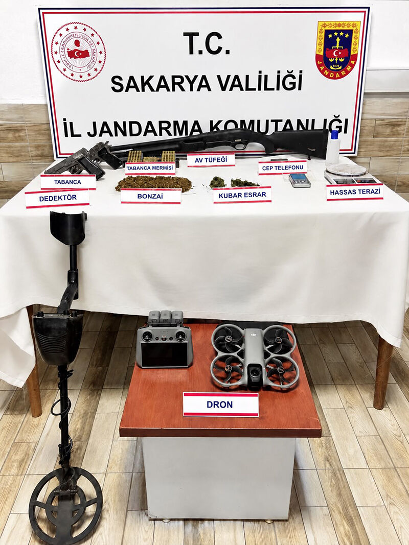 Karasu Ilçe Jandarmadan Uyuşturucu Operasyonu 2 Tutuklama 11